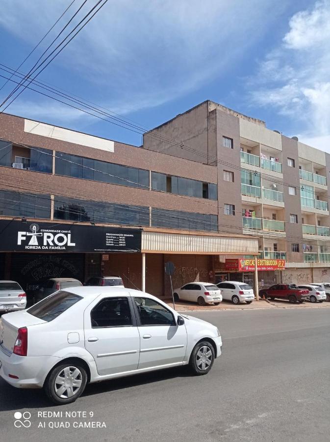 Ap 85M2 , 2Qts Com Suite , Estacionamento, Cozinha Completa , Wi-Fi 500Mb , Jr Catito Brasilia Bagian luar foto