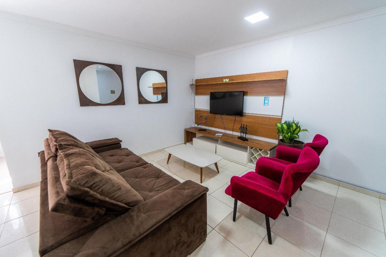 Ap 85M2 , 2Qts Com Suite , Estacionamento, Cozinha Completa , Wi-Fi 500Mb , Jr Catito Brasilia Bagian luar foto